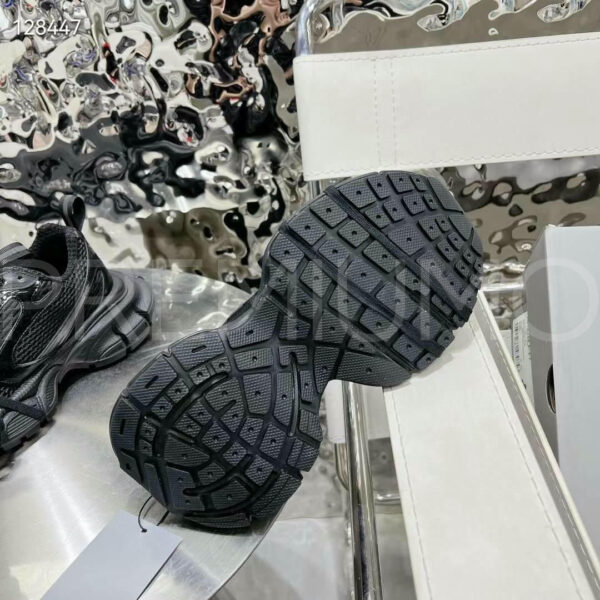 Balenciaga кроссовки PR649868 7
