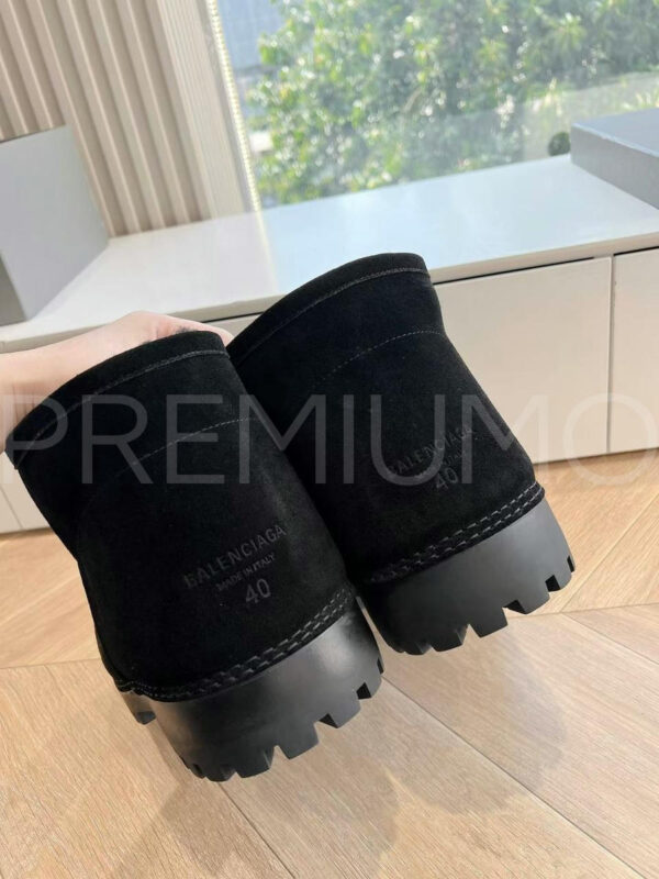 Balenciaga WOMEN’S ALASKA FUR BOOTIE лимитированные угги PR583274 3