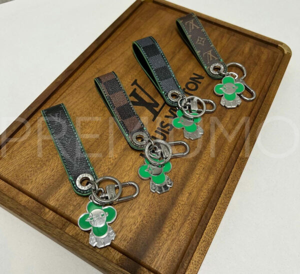 Louis Vuitton брелок PR560977 2