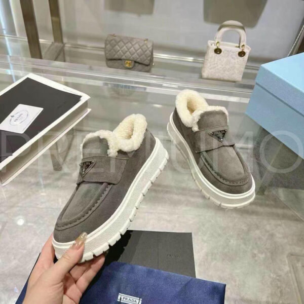 Prada лоферы PR419087 3