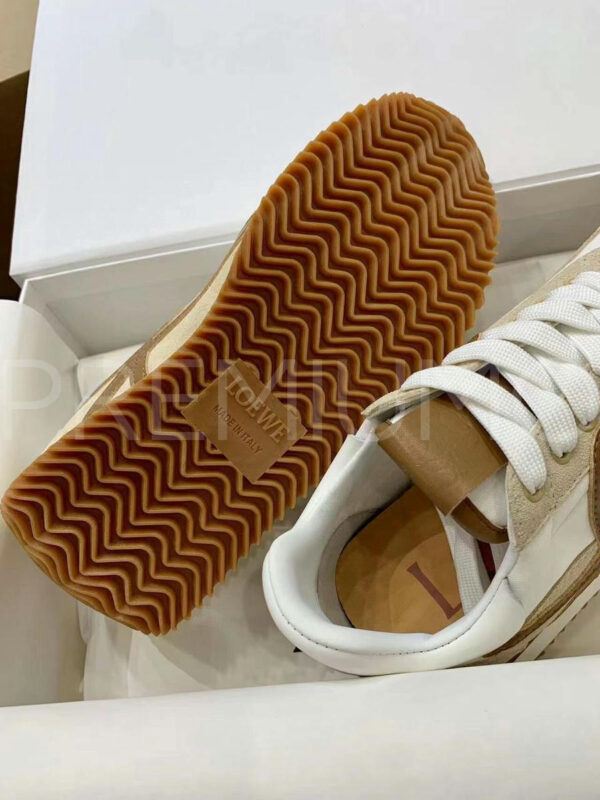 Loewe Flow Runner кроссовки замшевые бежевые PR329948 5