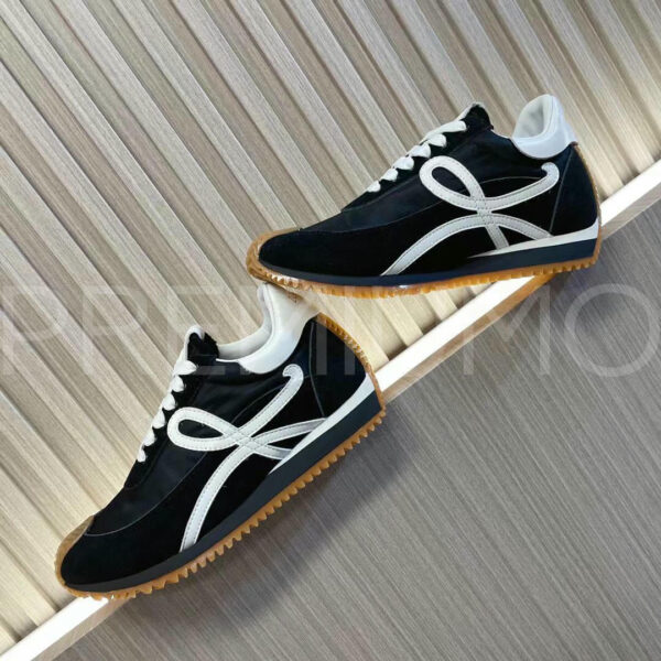 Loewe Flow Runner кроссовки черные трендовые PR353134