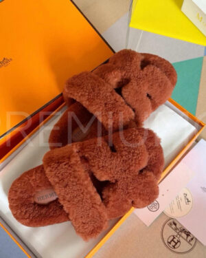 Hermes шлепанцы PR655307 Hermes шлепанцы PR655307