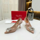 Roger Vivier RV Bouquet Strass Buckle Pumps in Satin туфли PR860589 13