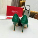 Roger Vivier RV Bouquet Strass Buckle Pumps in Satin туфли PR571752 15