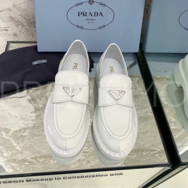 Prada лоферы PR312388 3