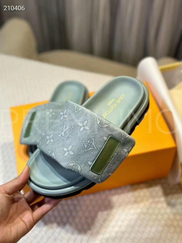 Louis Vuitton шлепанцы PR541645 3