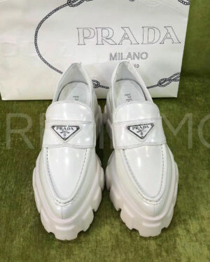 Prada лоферы PR551356