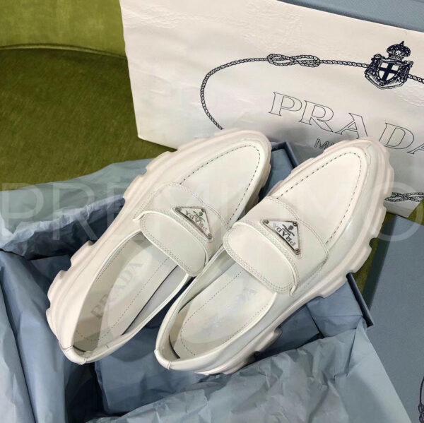 Prada лоферы PR551356 8