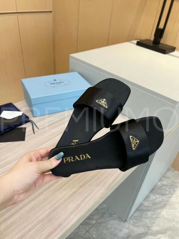 Prada шлепанцы PR184402 5