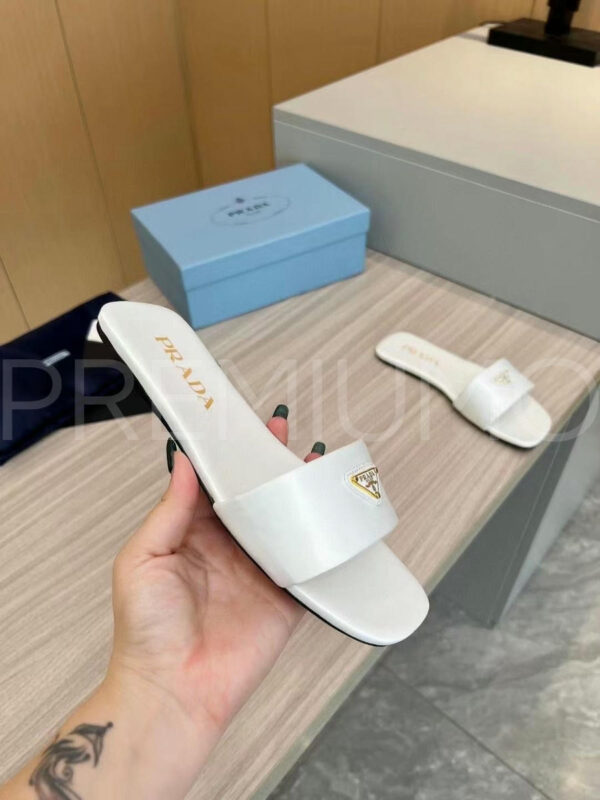 Prada шлепанцы PR736957 5