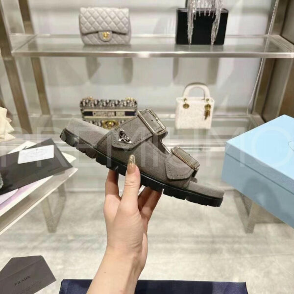 Prada шлепанцы PR505667 3