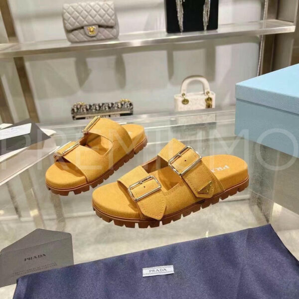 Prada шлепанцы PR670069