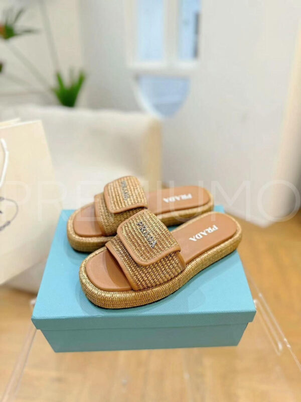 Prada шлепанцы PR924779