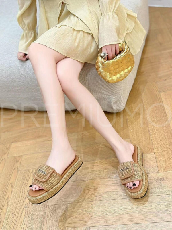 Prada шлепанцы PR924779 3