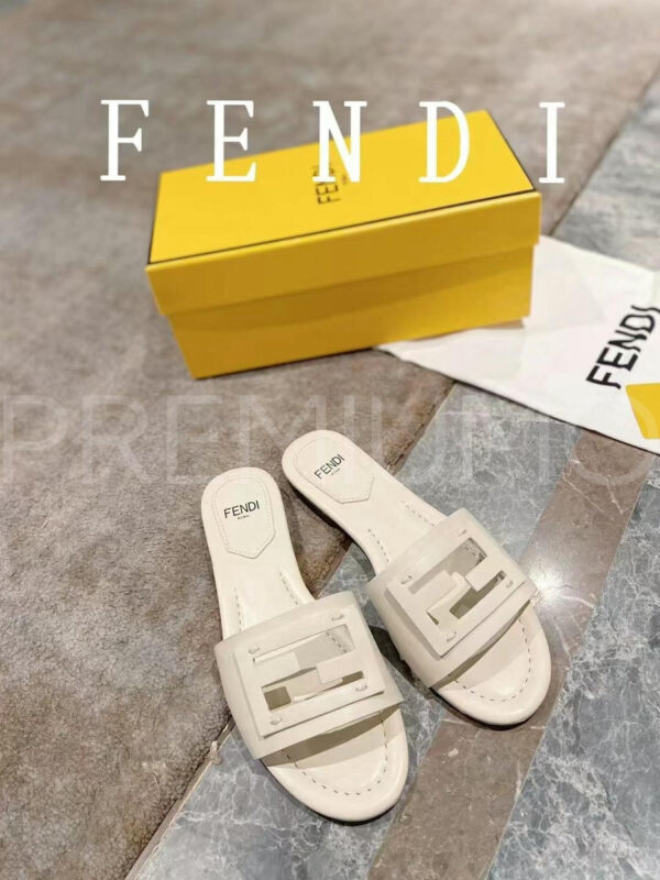 Fendi шлепанцы PR493185