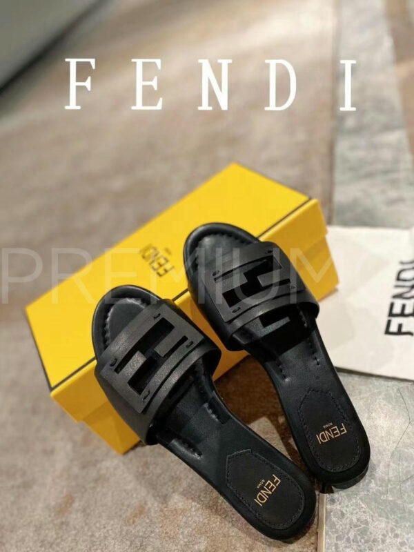 Fendi шлепанцы PR859704 2