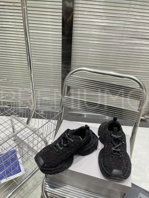 Balenciaga Triple S кроссовки PR962817 4