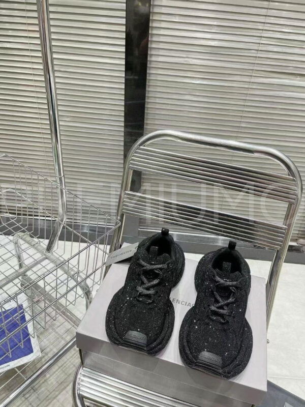 Balenciaga Triple S кроссовки PR962817 5