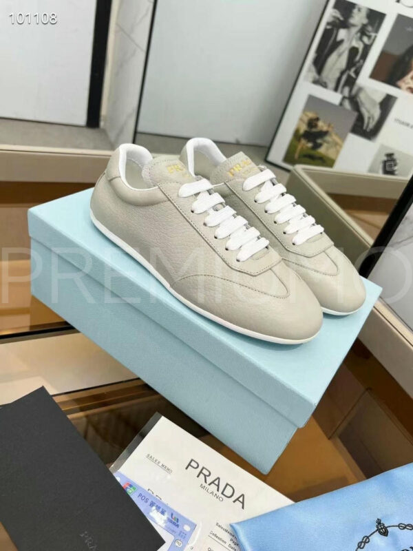 Prada кроссовки PR885387