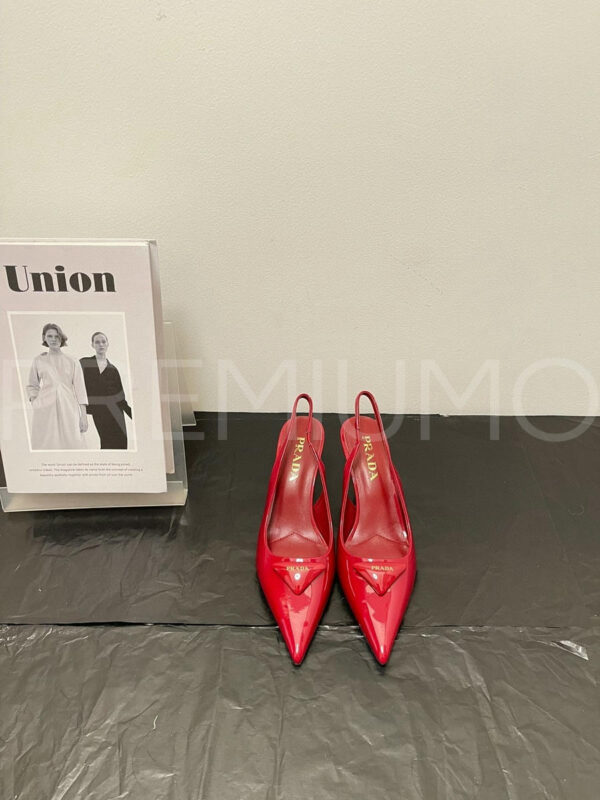 Prada Patent leather slingback pumps туфли PR872741 11