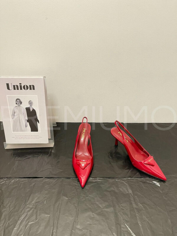 Prada Patent leather slingback pumps туфли PR872741 13