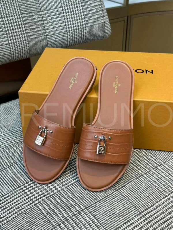 Louis Vuitton шлепанцы PR470935 9