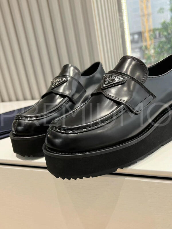 Prada Brushed Leather лоферы PR963220 7