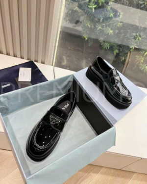 Prada Brushed Leather лоферы PR720484