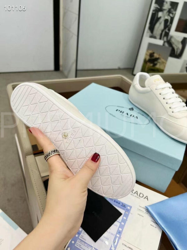 Prada кроссовки PR121320 6