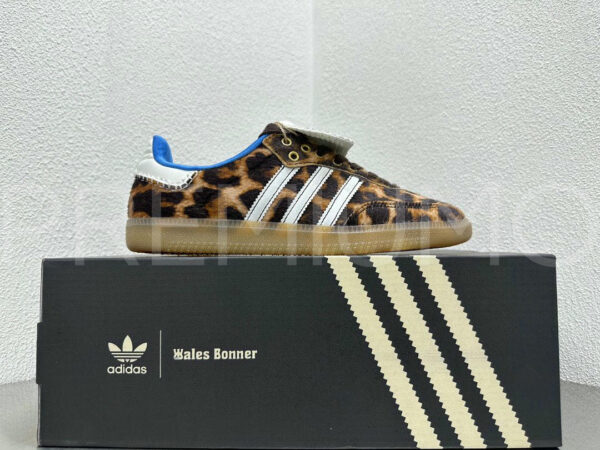Adidas кроссовки PR118980