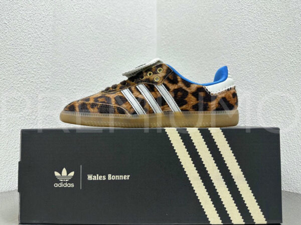 Adidas кроссовки PR118980 2