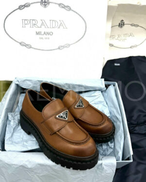 Prada лоферы PR289043
