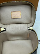 Louis Vuitton косметичка PR799915 16