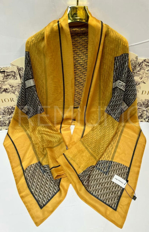 Christian Dior палантин PR835941