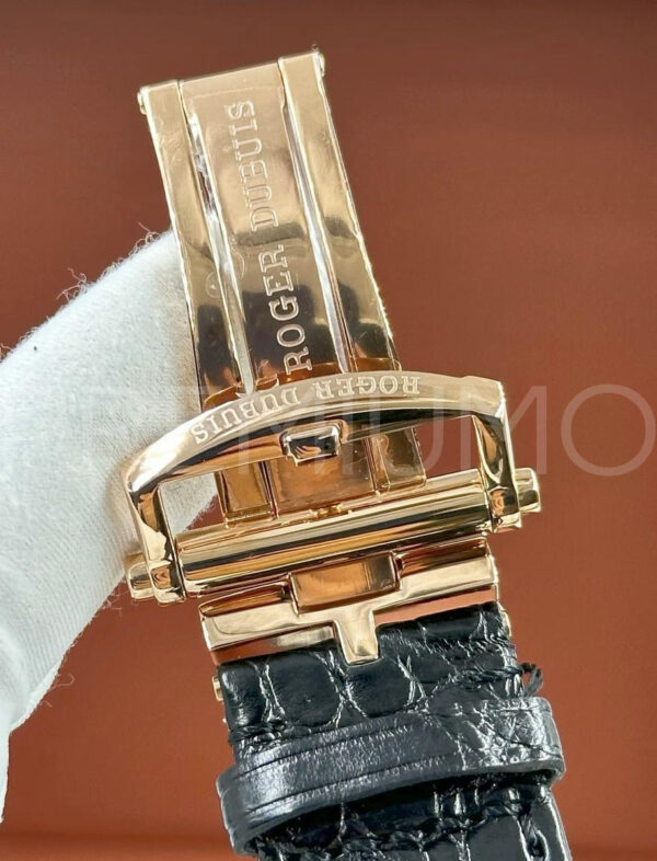 Roger Dubuis часы PR678764 5