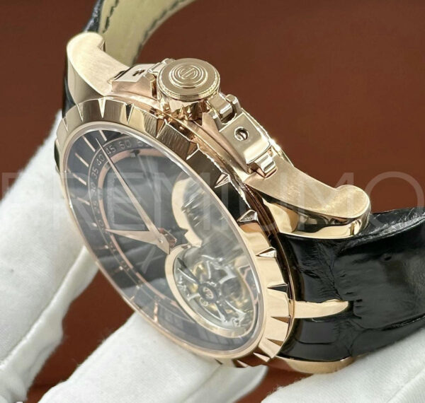 Roger Dubuis часы PR146848 3
