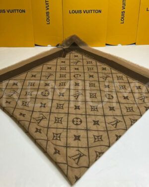 Louis Vuitton платок PR293056 Louis Vuitton платок PR293056
