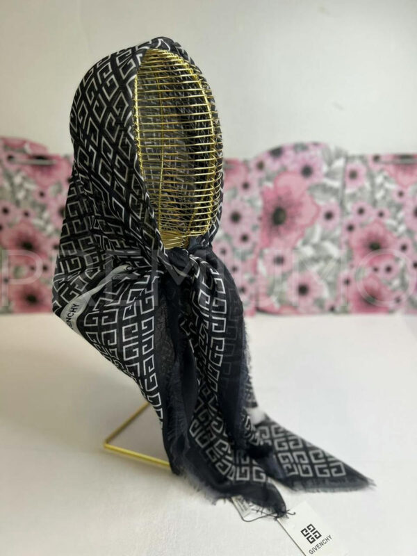 Givenchy платок PR122766 2