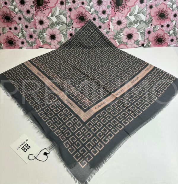 Givenchy платок PR576861