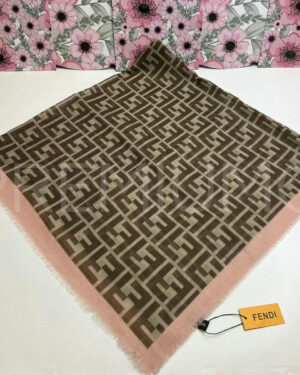 Fendi платок PR489763