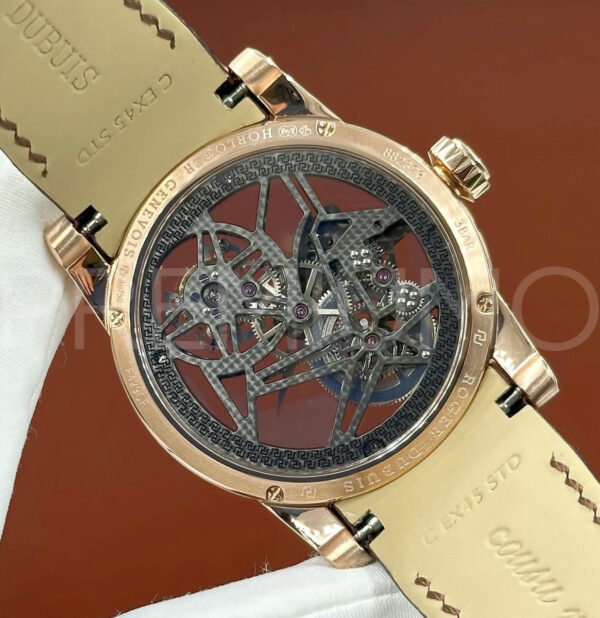 Roger Dubuis часы PR915681 2