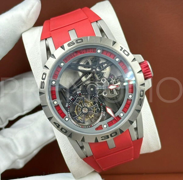 Roger Dubuis часы PR521062