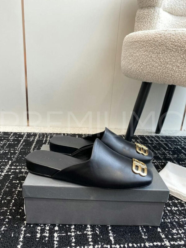 Balenciaga мюли PR611117