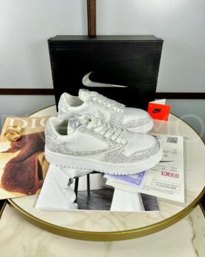 Nike кроссовки PR813752