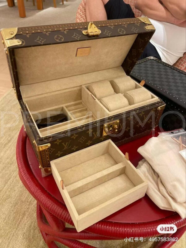 Louis Vuitton шкатулка PR787573 4