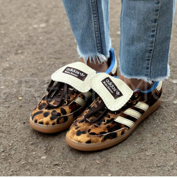 Adidas кроссовки PR578741