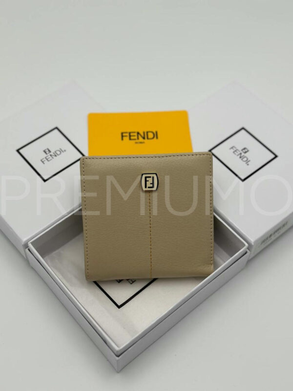 Fendi кошелек PR501841