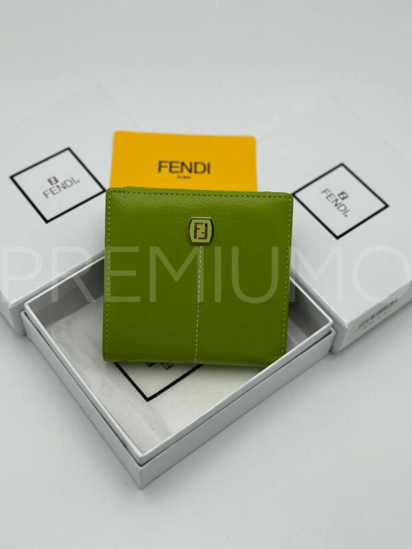 Fendi кошелек PR619339