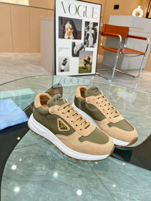 Prada кроссовки PR821574
